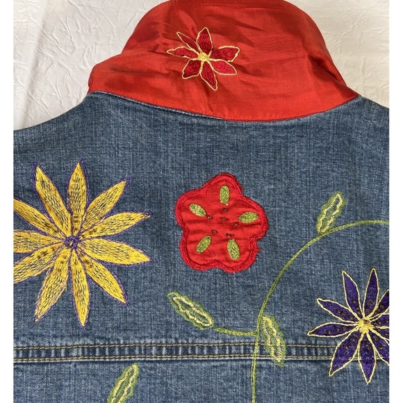 Women's Chico's Design Y2K sz 1 Denim Floral Embroidered Jean Jacket Vtg Med - Picture 6 of 14